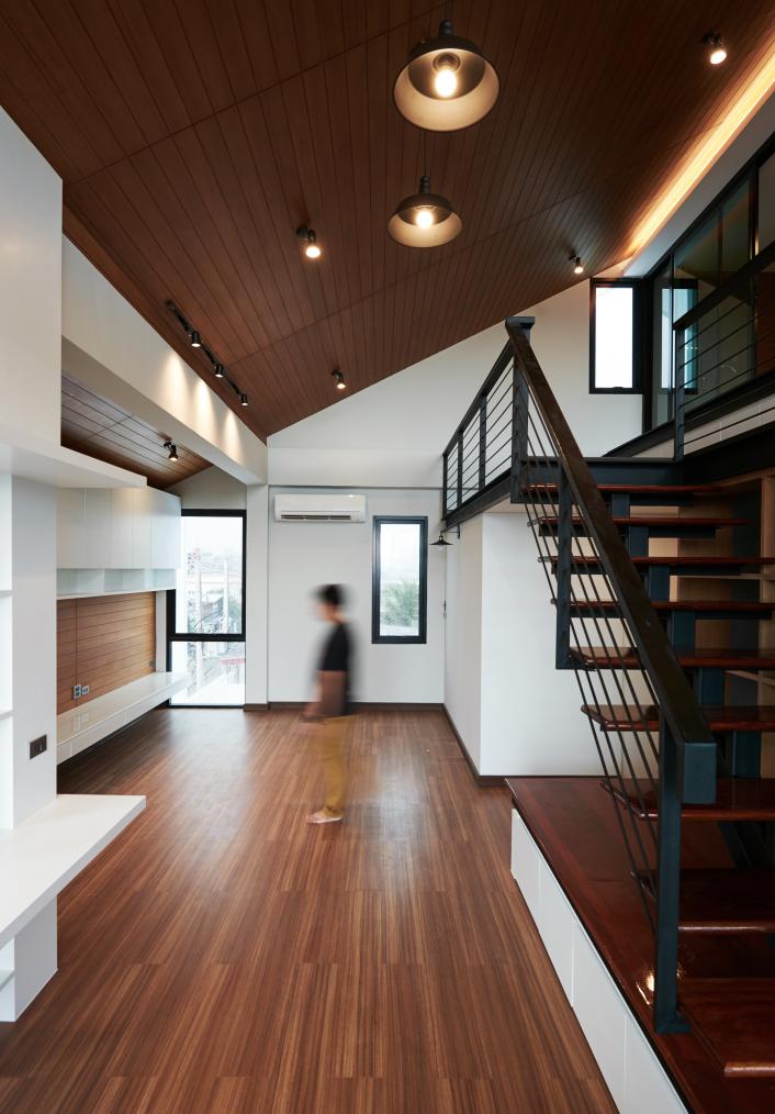 สุธี สถาปนิก 4